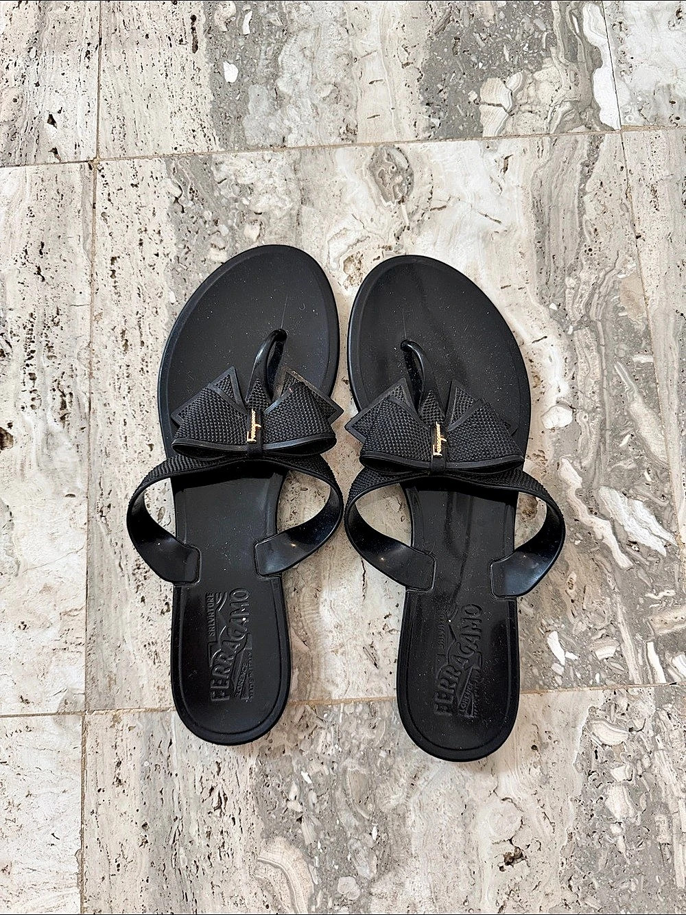 Ferragamo Bow Jelly Sandals Black